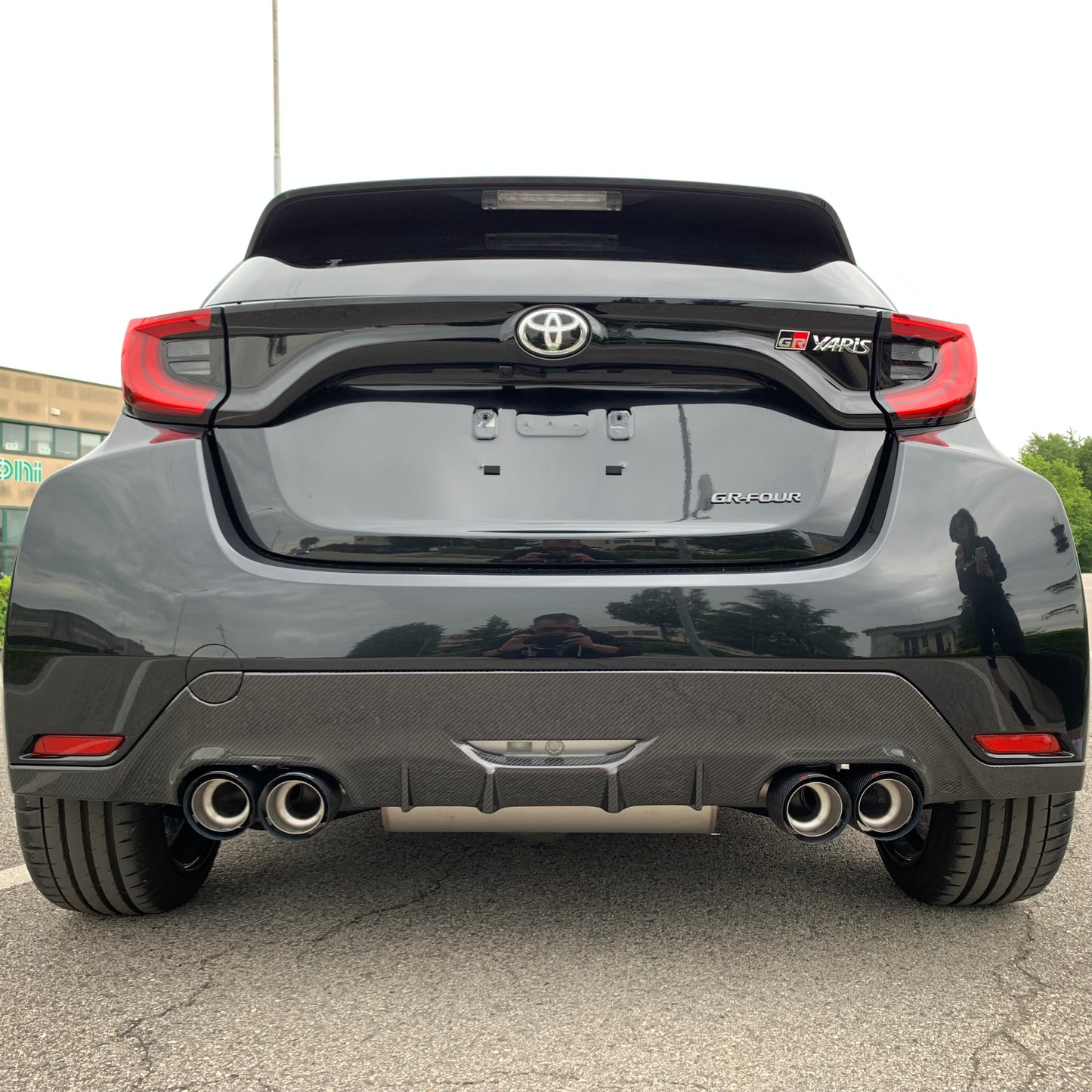 Rear Diffuser in Carbon Fiber - Toyota GR Yaris - RSI c6