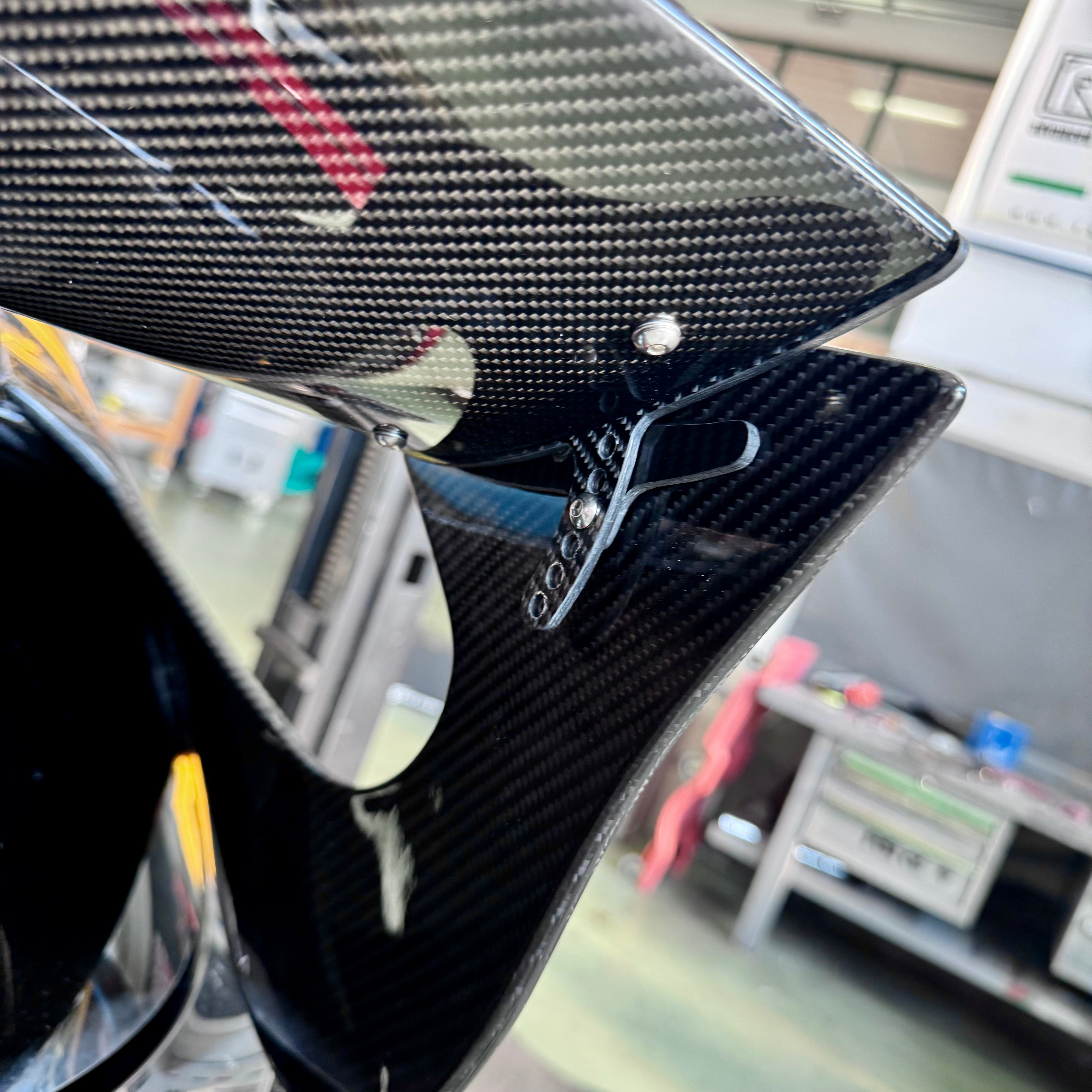 Spoiler “Rally 2 Style” with adjustable kit in Carbon Fiber for Toyota GR Yaris by RSI c6