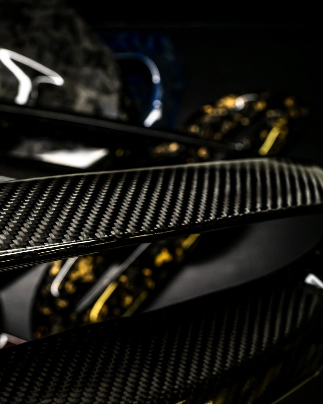 🏁 THE ULTIMATE GUIDE TO CARBON FIBER TYPES FOR YOUR CAR