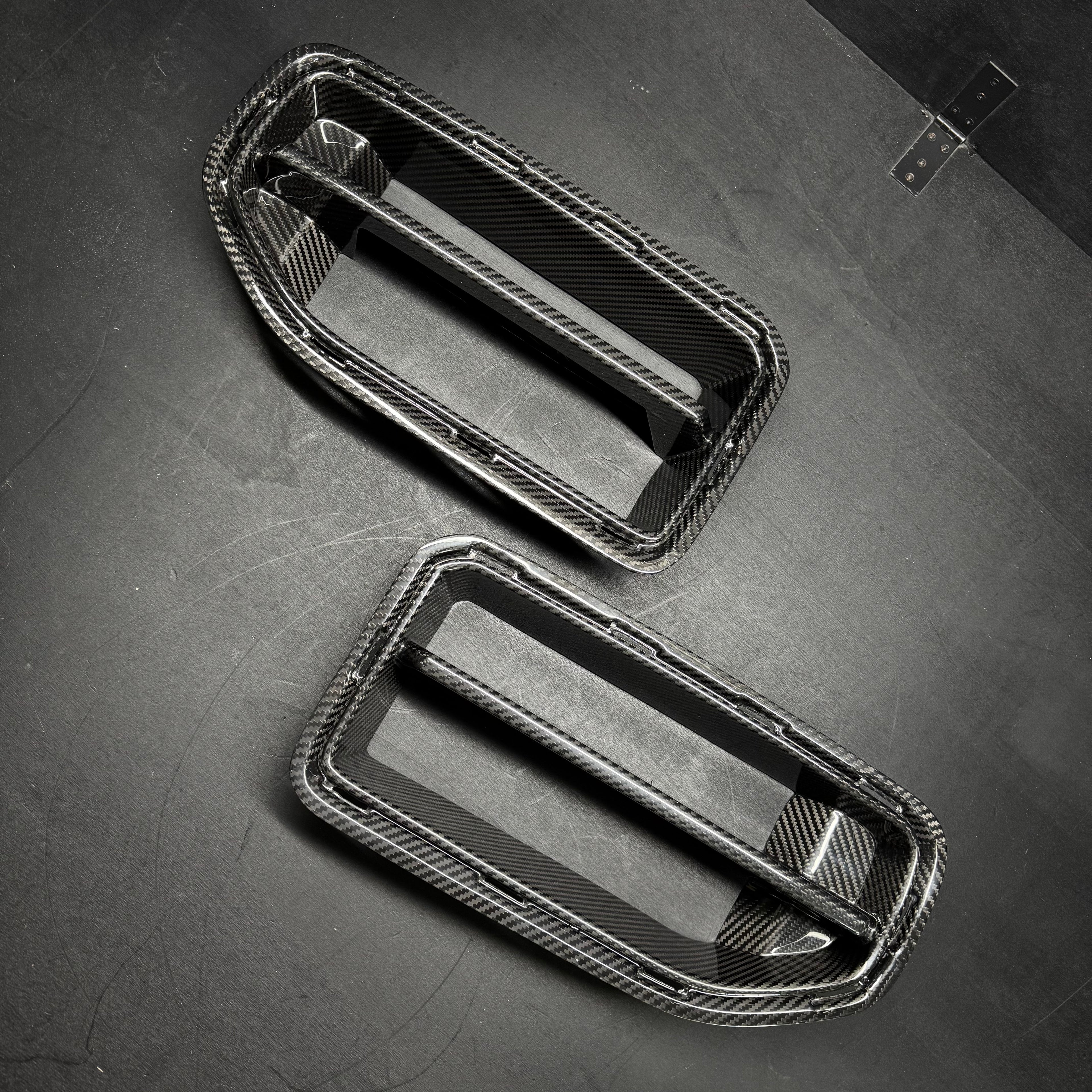 Carbon Grill Kidneys in Carbon Fiber - BMW G87 M2 - RSI c6