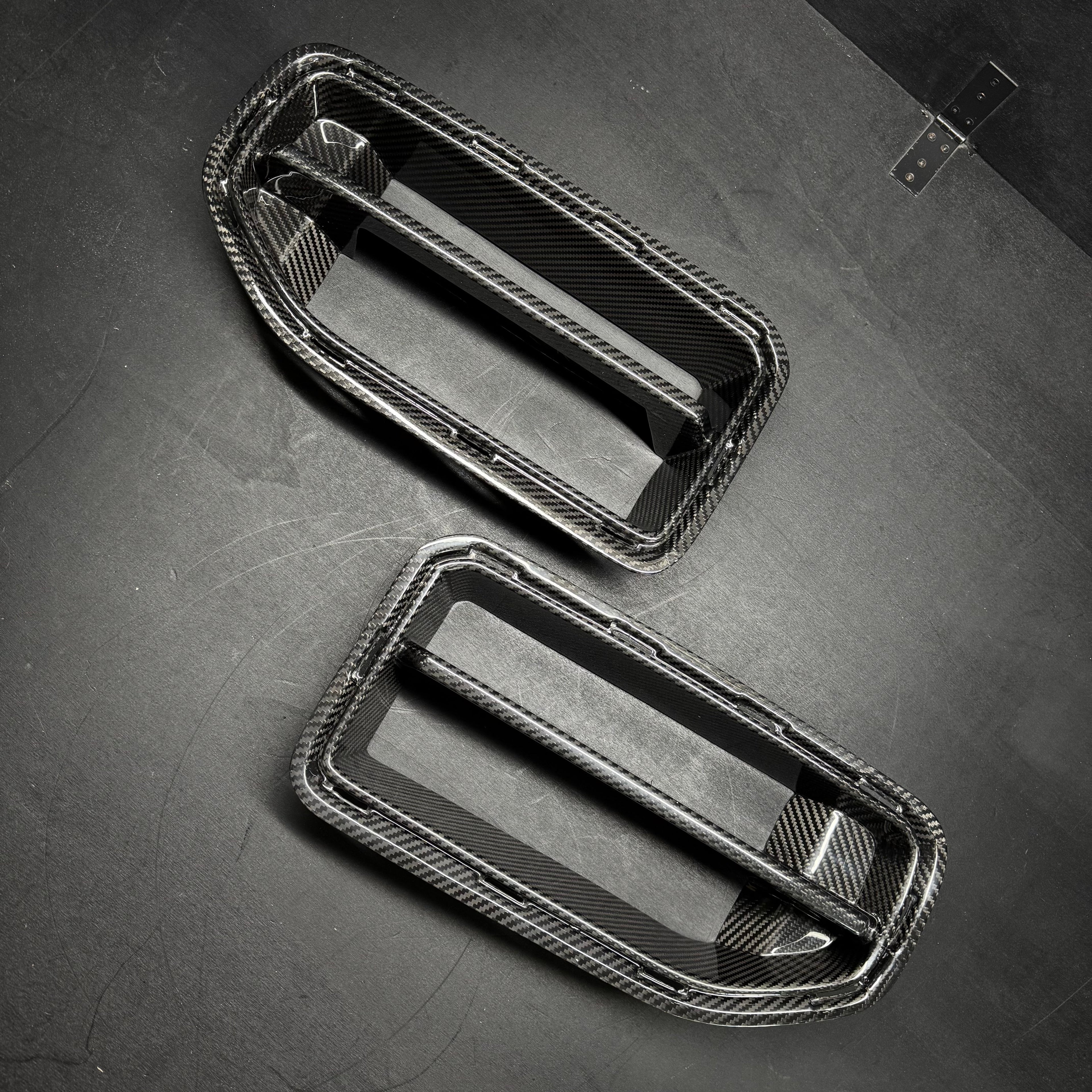 Carbon Grill Kidneys in Carbon Fiber - BMW G87 M2 - RSI c6