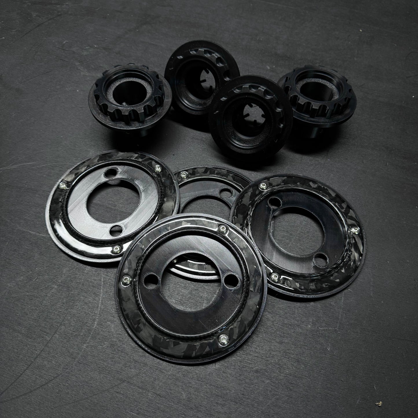 Centerlock with forged carbon crown for MINI GP3 Wheels by RSI c6