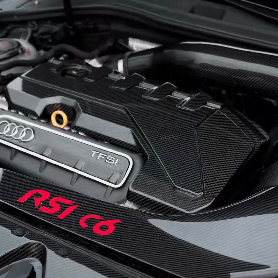 Engine Cover in Carbon Fiber -  AUDI RS3 / AUDI TTRS