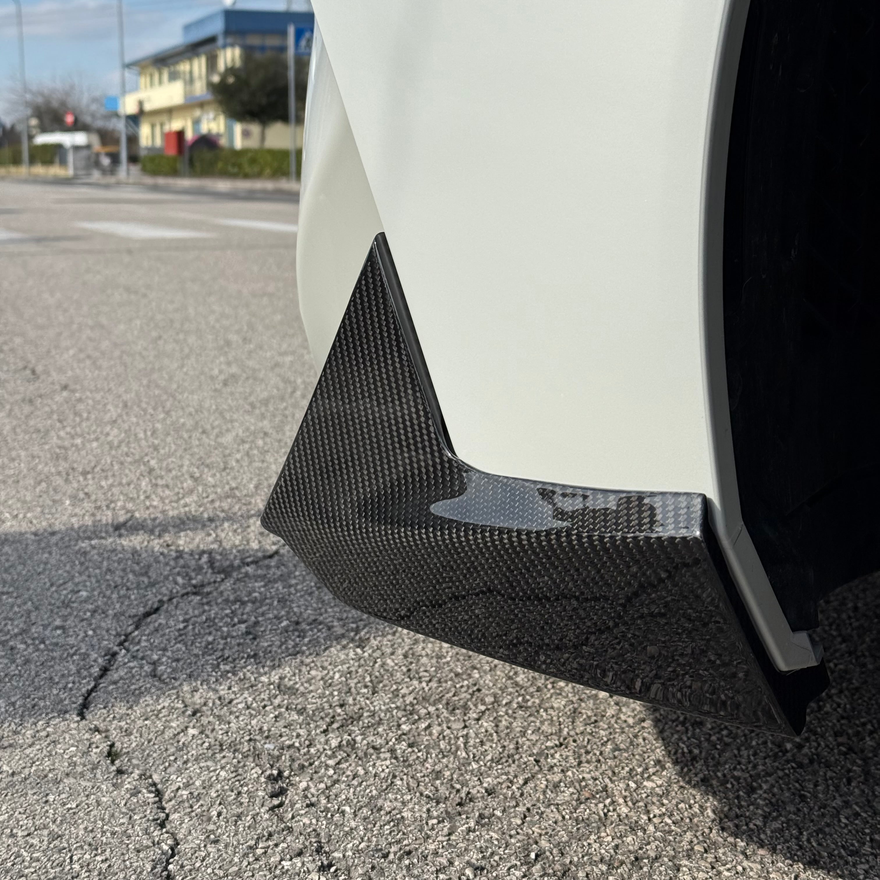 Front Lip in Prepreg Carbon Fiber for BMW M5 G90/G99 by RSI c6