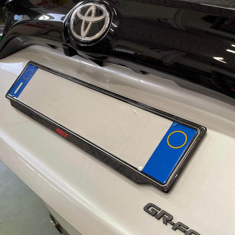Car License Plate Holder in Forged Carbon by RSI c6 - RSI c6