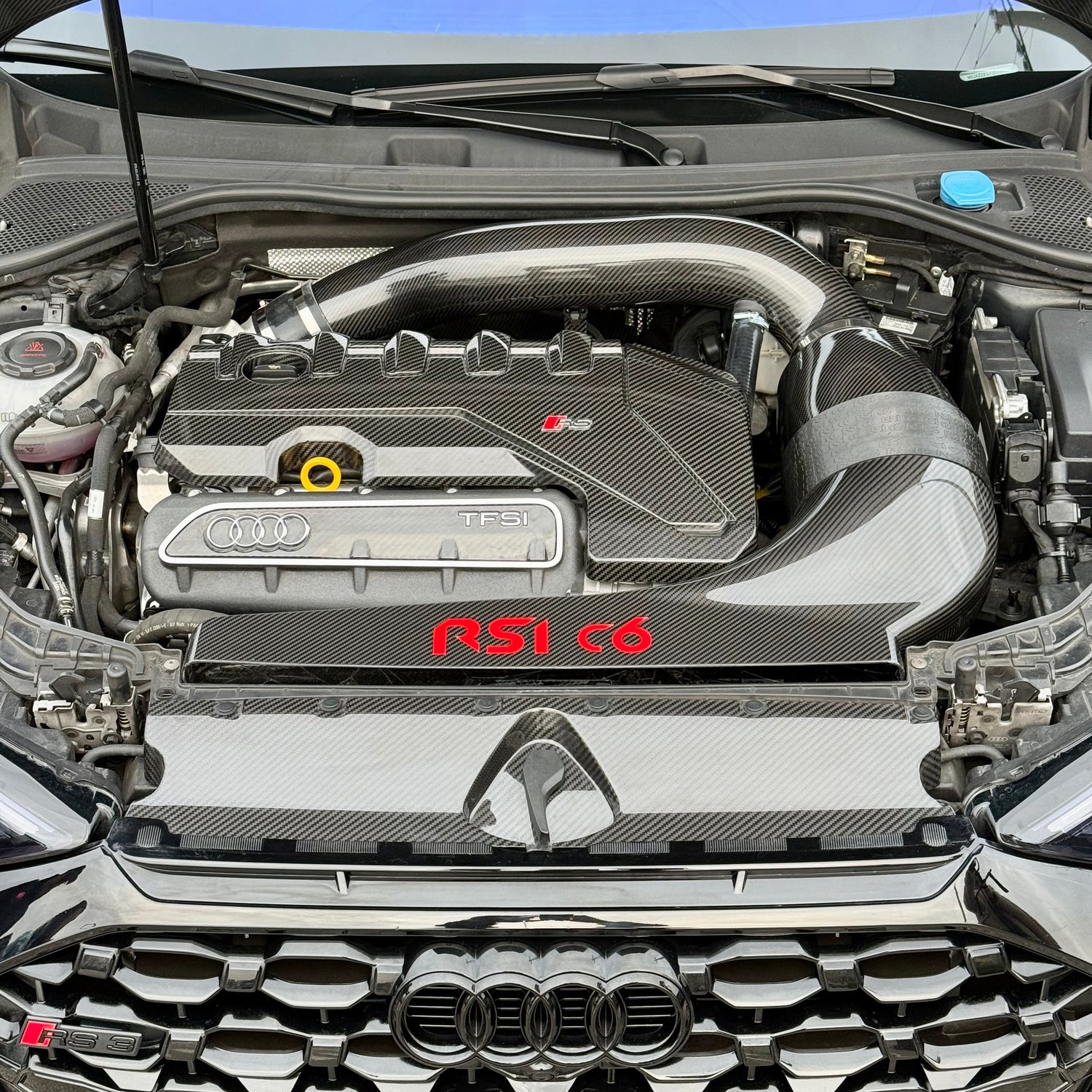 RSI c6 Air Intake in Carbon Fiber for AUDI RS3 8Y