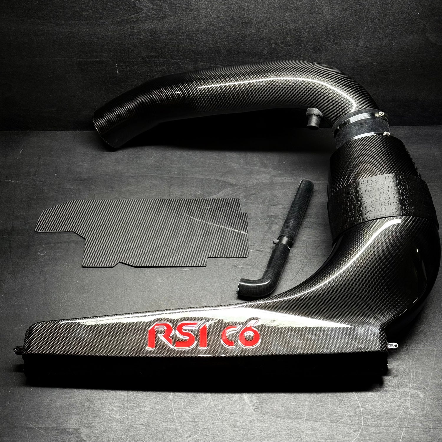 RSI c6 Air Intake in Carbon Fiber for AUDI RS3 8Y