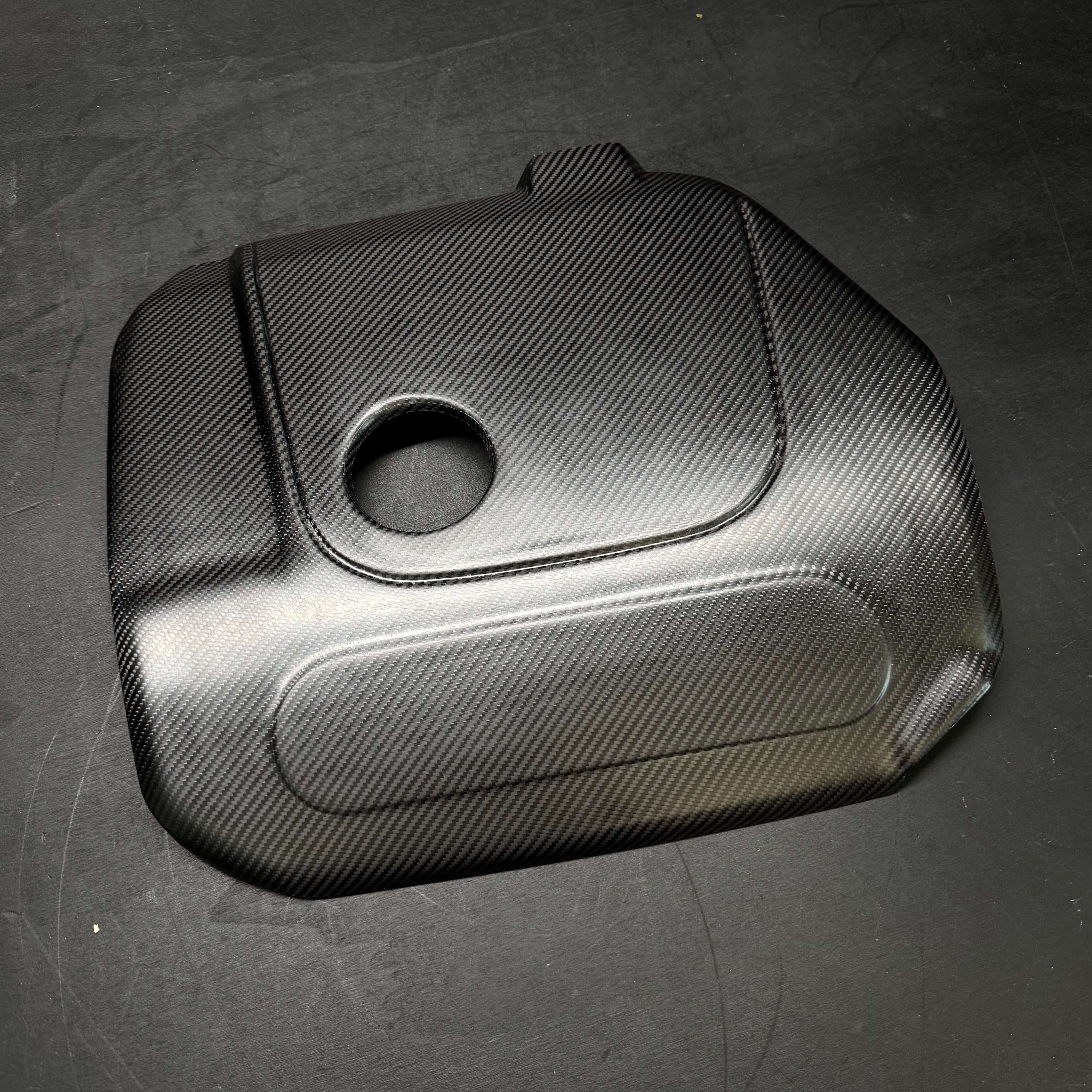 Engine Cover in Prepreg Carbon Fiber for  MINI JCW LCI F54 / F55 / F56 / F57 / F60 / GP3 by RSI c6 without logo