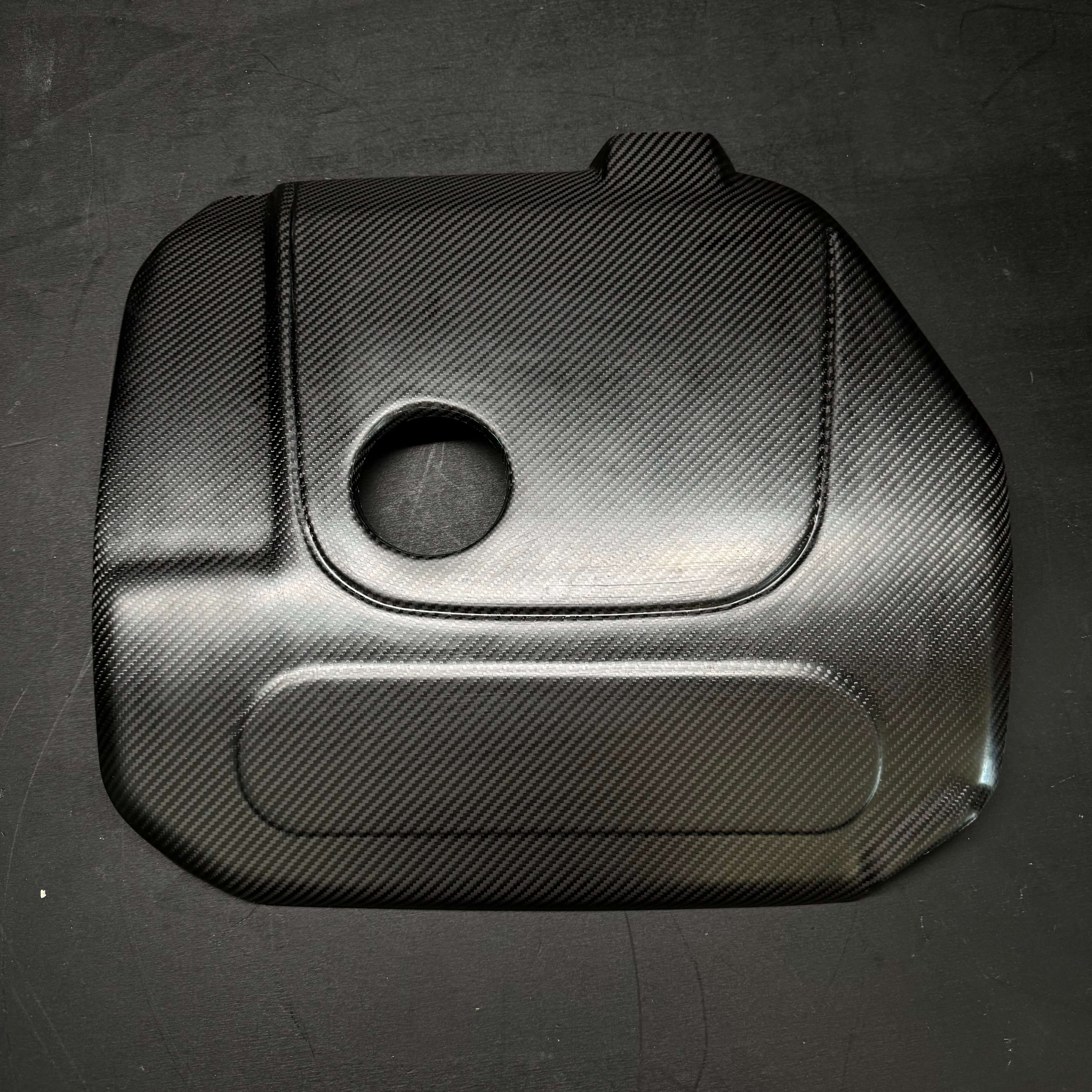 Engine Cover in Prepreg Carbon Fiber for  MINI JCW LCI F54 / F55 / F56 / F57 / F60 / GP3 by RSI c6 without logo