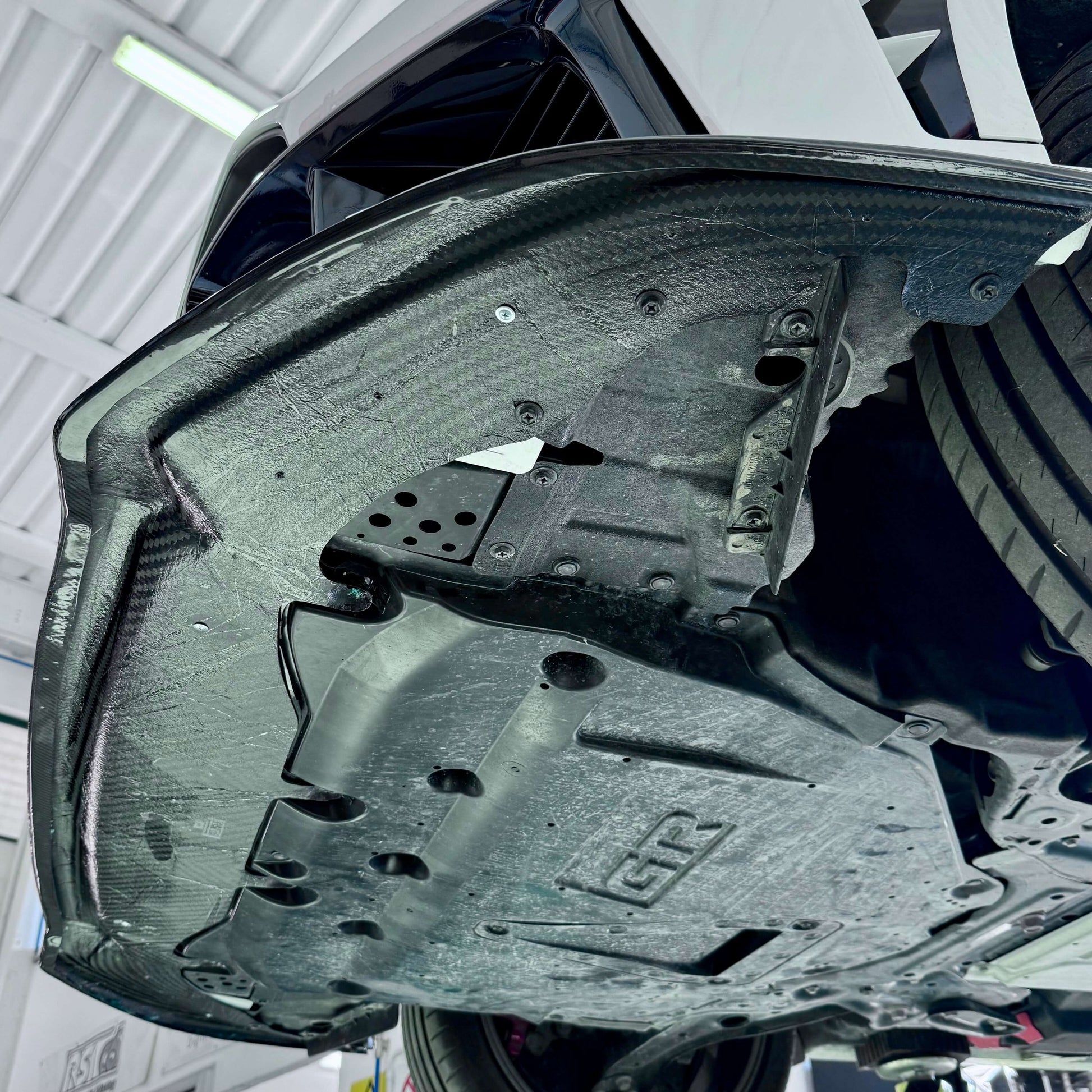 Front Lip in Carbon Fiber for Toyota GR Yaris mk2 by RSI c6