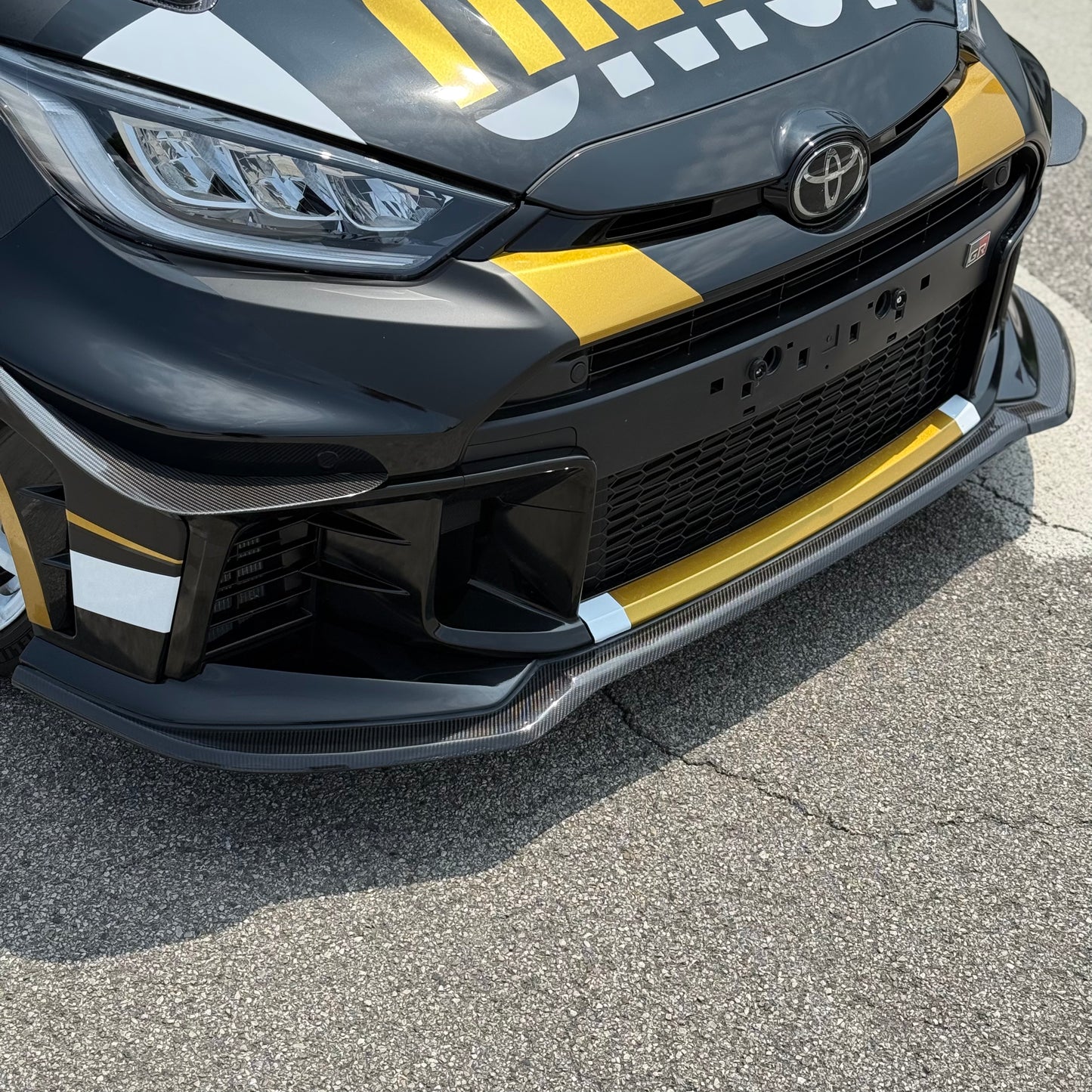 Front Lip in Carbon Fiber for Toyota GR Yaris mk2 by RSI c6