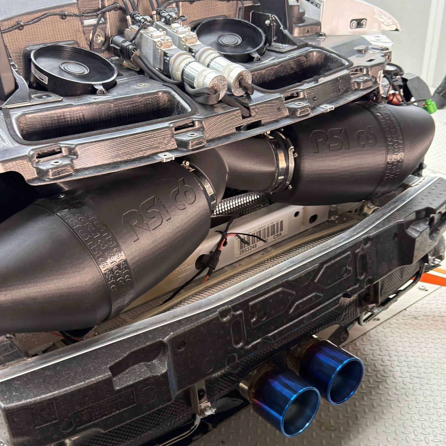 Intake in Prepreg Carbon Fiber for PORSCHE 992 GT3 RS by RSI c6