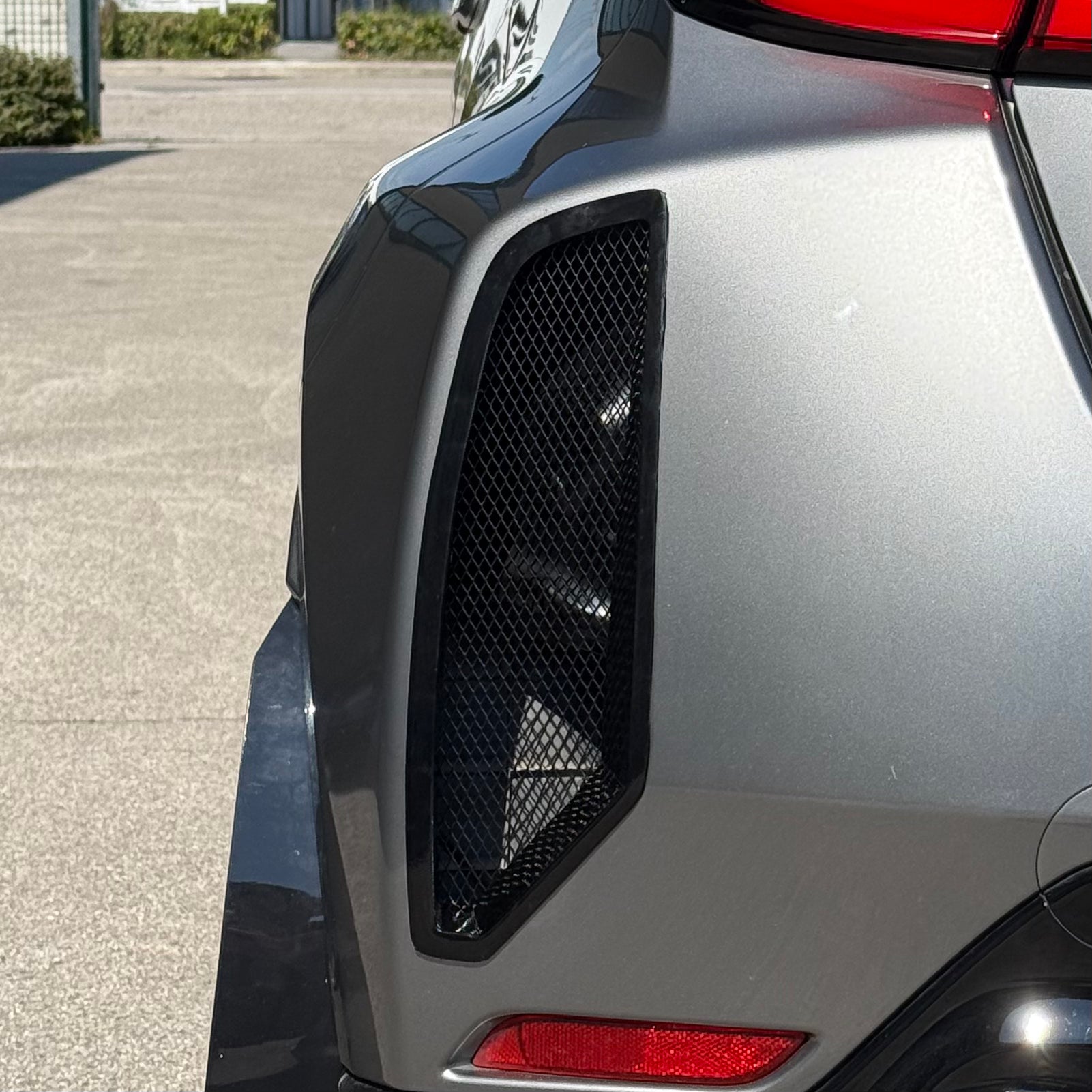 Rear Bumper Air Duct in Carbon Fiber - Toyota GR Yaris mk1 & mk2