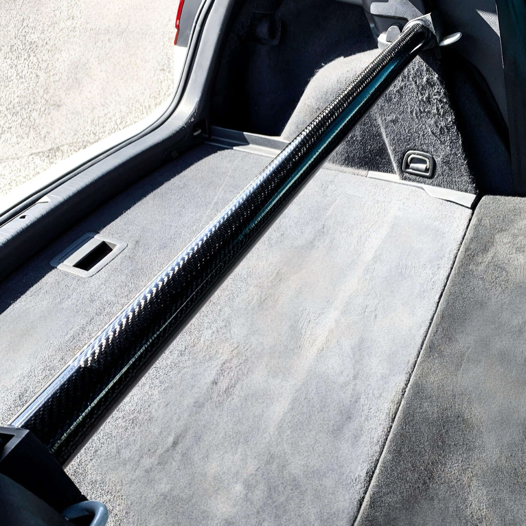 Rear Strut Bar in Prepreg Carbon Fiber or Forged Carbon - VW Golf 7 / 7.5 - RSI c6