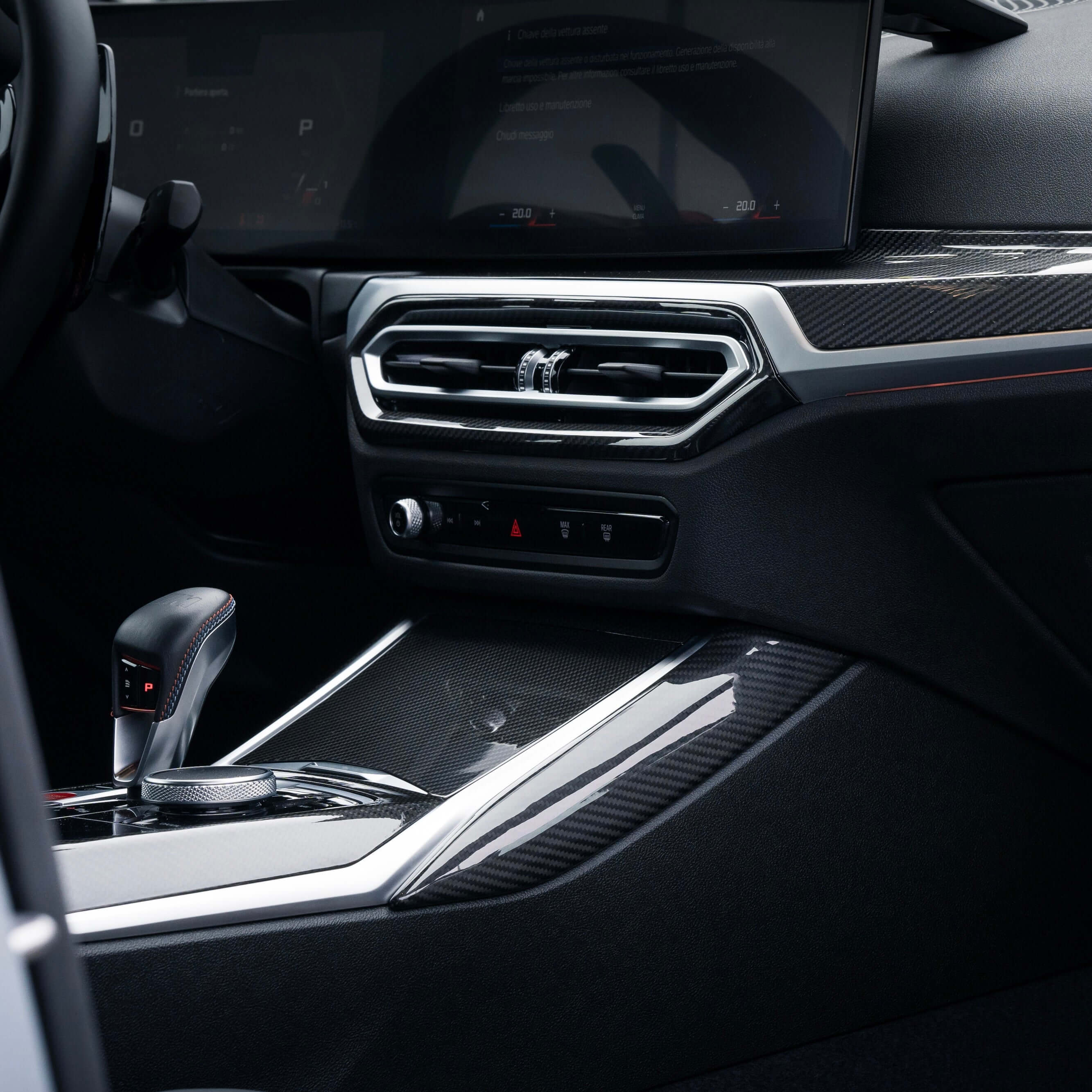 Dashboard in Carbon Fiber for BMW M2 G87, M3 G80/G81, M4 G82/G83,  BMW 3 Series G20/G21 by RSI c6