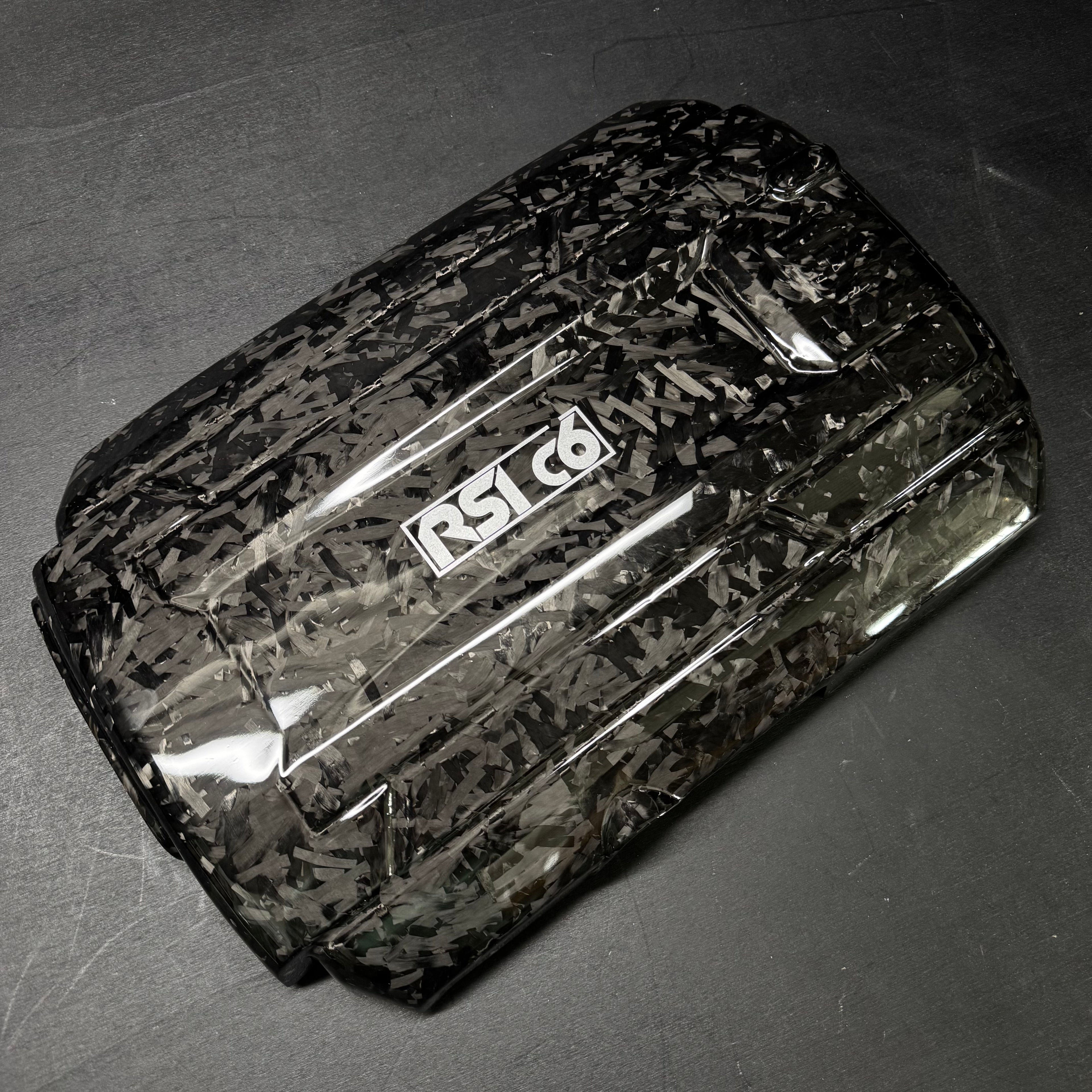 Engine cover for AUDI TT MK3 8S in forged carbon by RSI c6