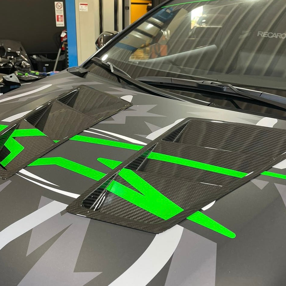 Front Bonnet Extractor in Carbon Fiber for ALL MODELS OF CAR by RSI c6