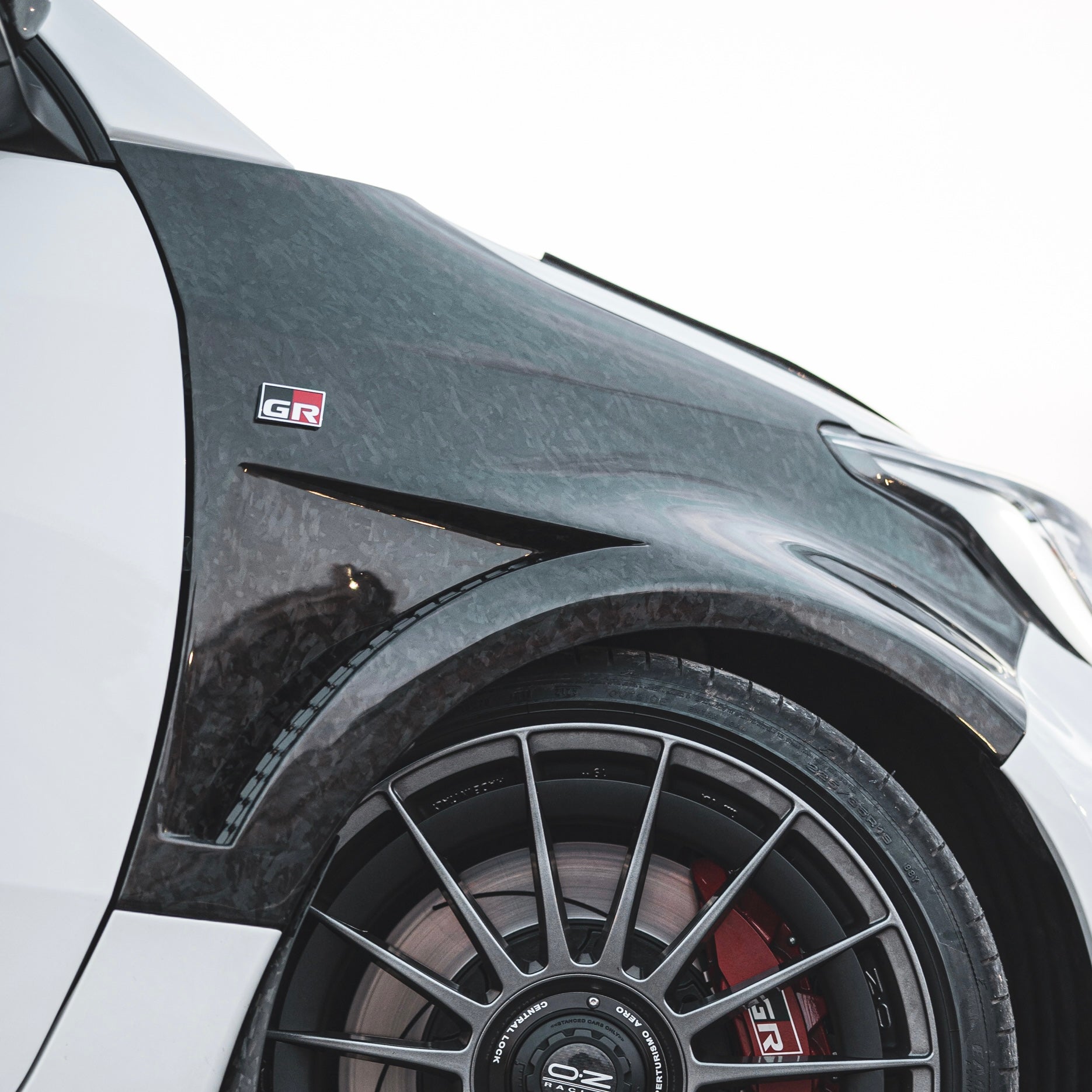 Front Vented Fenders in Forged Carbon Fiber for Toyota GR Yaris mk1 & mk2 by RSI c6