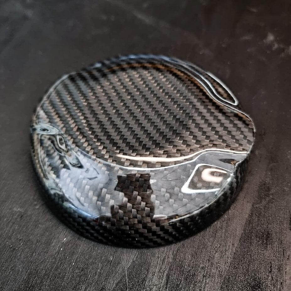 Fuel Cap in Carbon Fiber - MINI F55 / F56 / F57 / GP3 - RSI c6