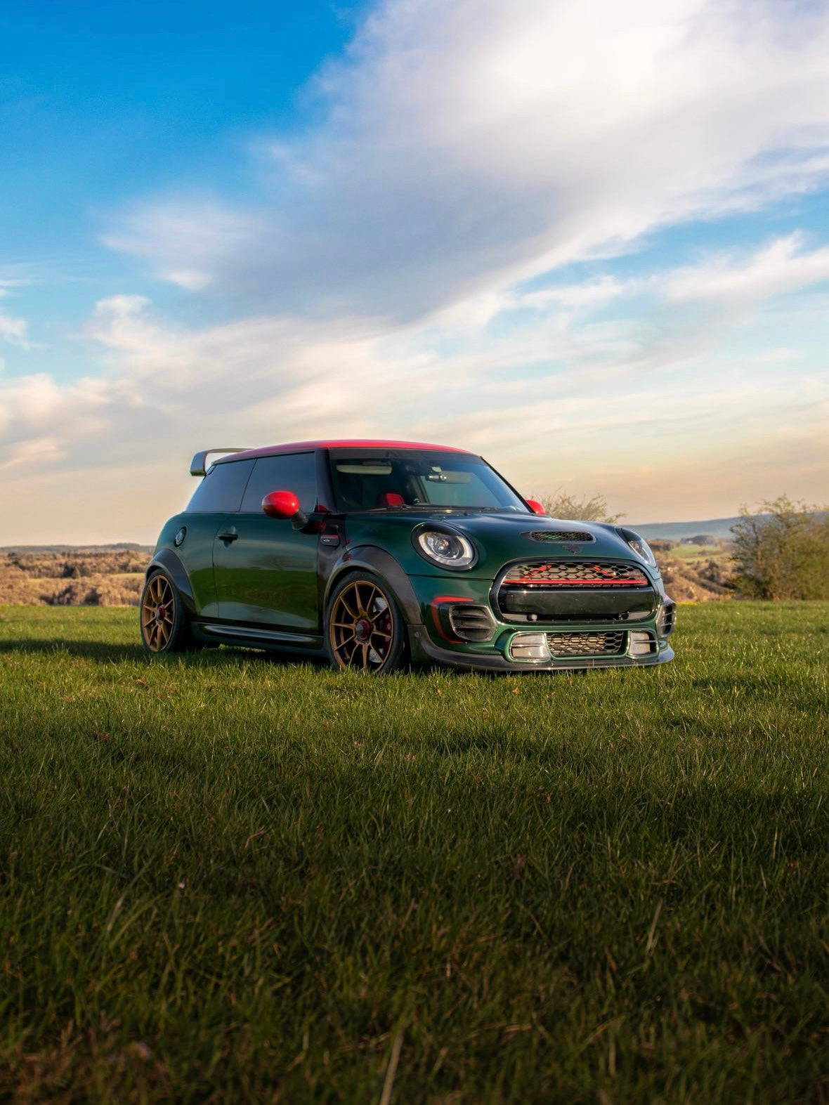 The trasformation of a MINI F56 Cooper S JCW with a full body kit in carbon fiber by RSI c6
