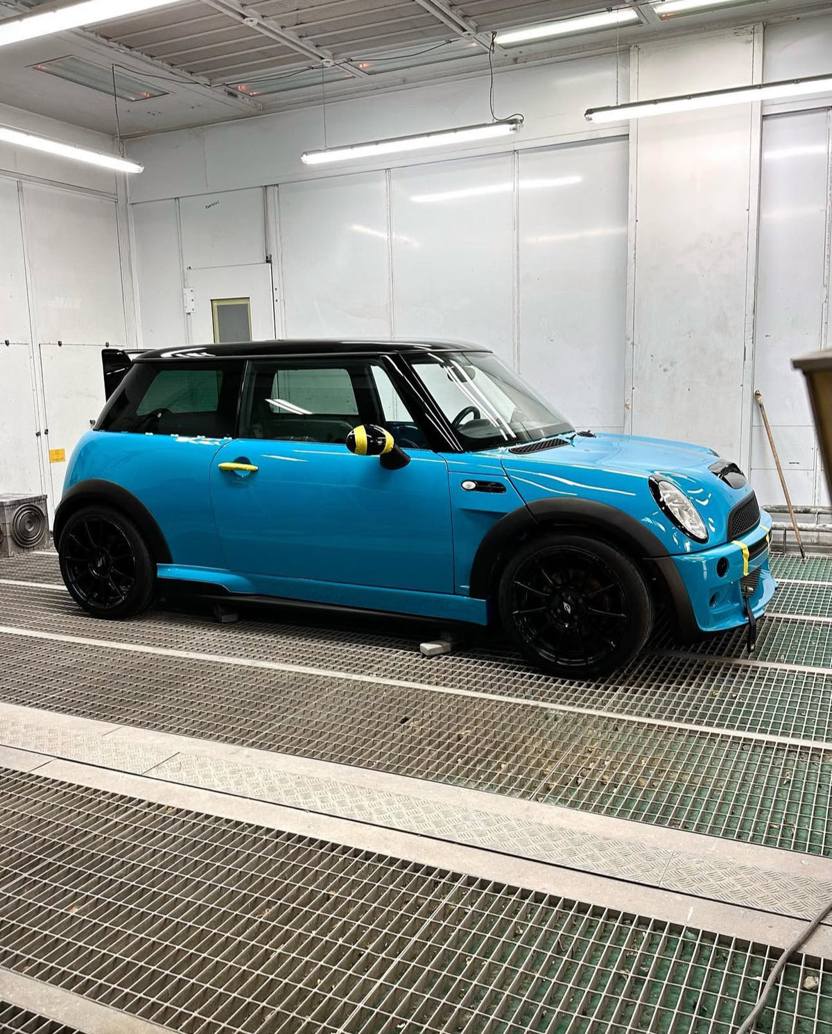 MINI R50 R53 unpainted carbon fiber body kits by RSI c6
