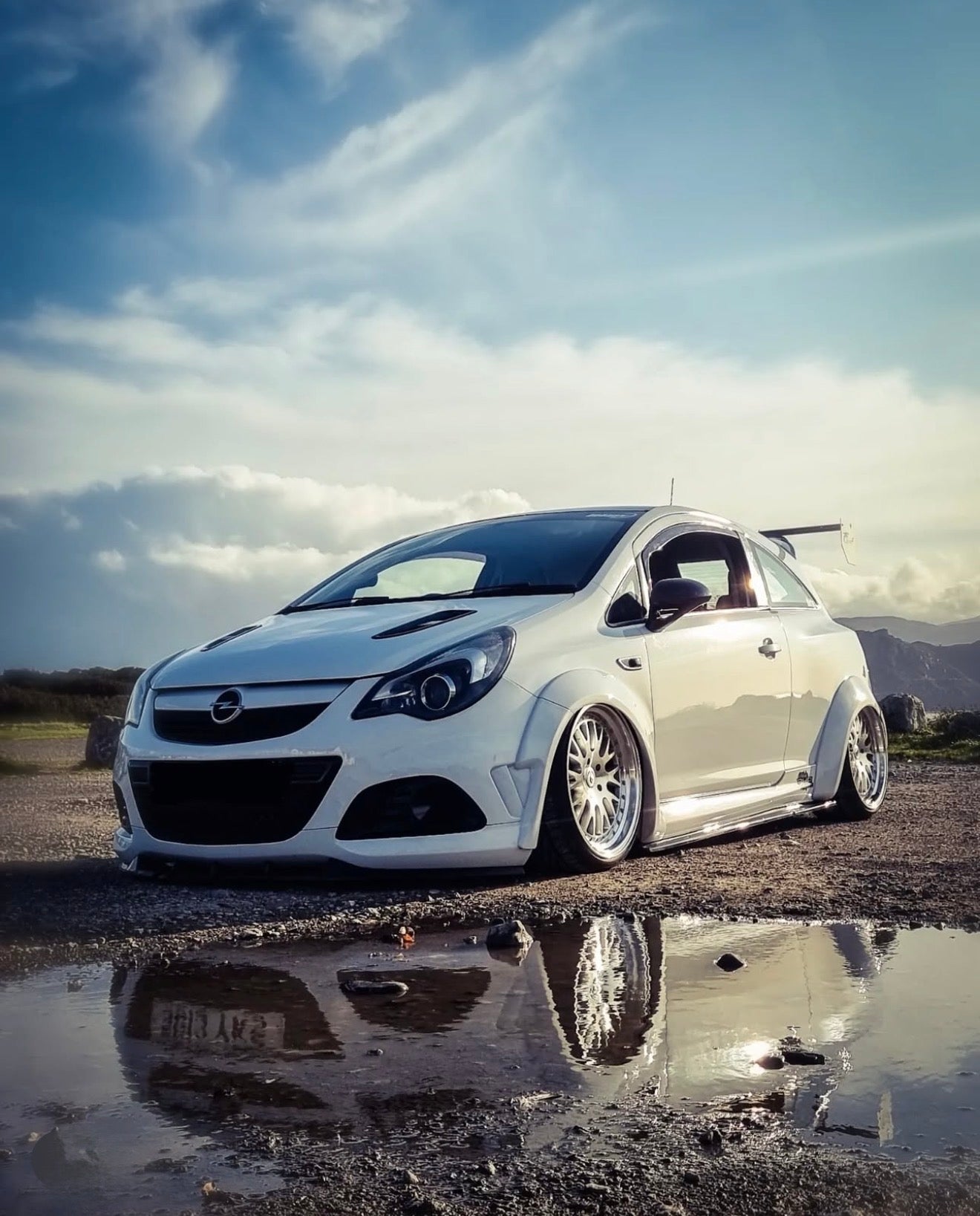Wide Arches in Carbon Fiber - Opel/Vauxhall Corsa D OPC - RSI c6
