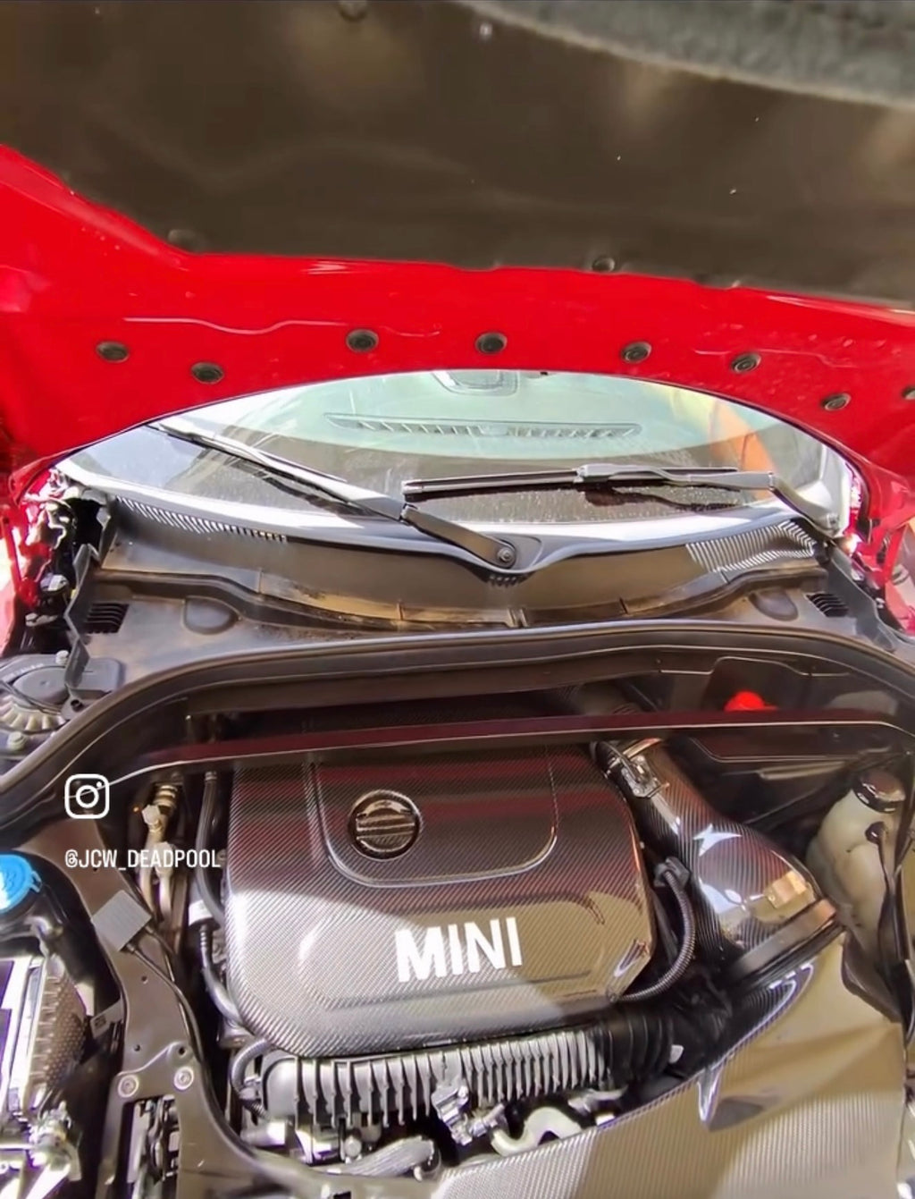 Engine Cover in Prepreg Carbon Fiber for  MINI JCW LCI F54 / F55 / F56 / F57 / F60 / GP3 by RSI c6