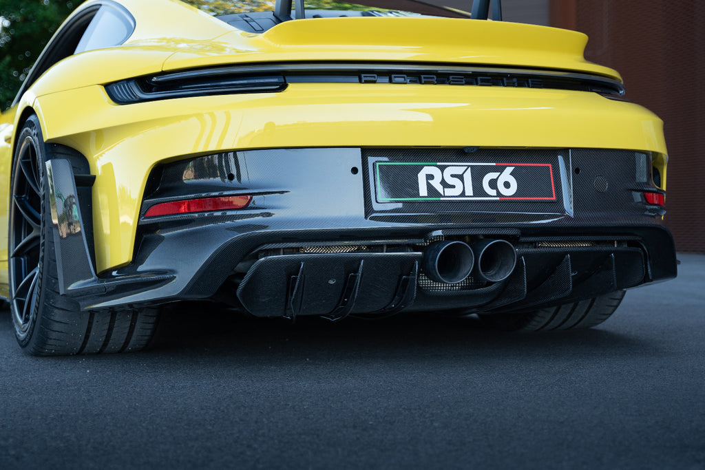 Rear Bumper in Carbon Fiber for PORSCHE 911 GT3 RS (992) by RSI c6