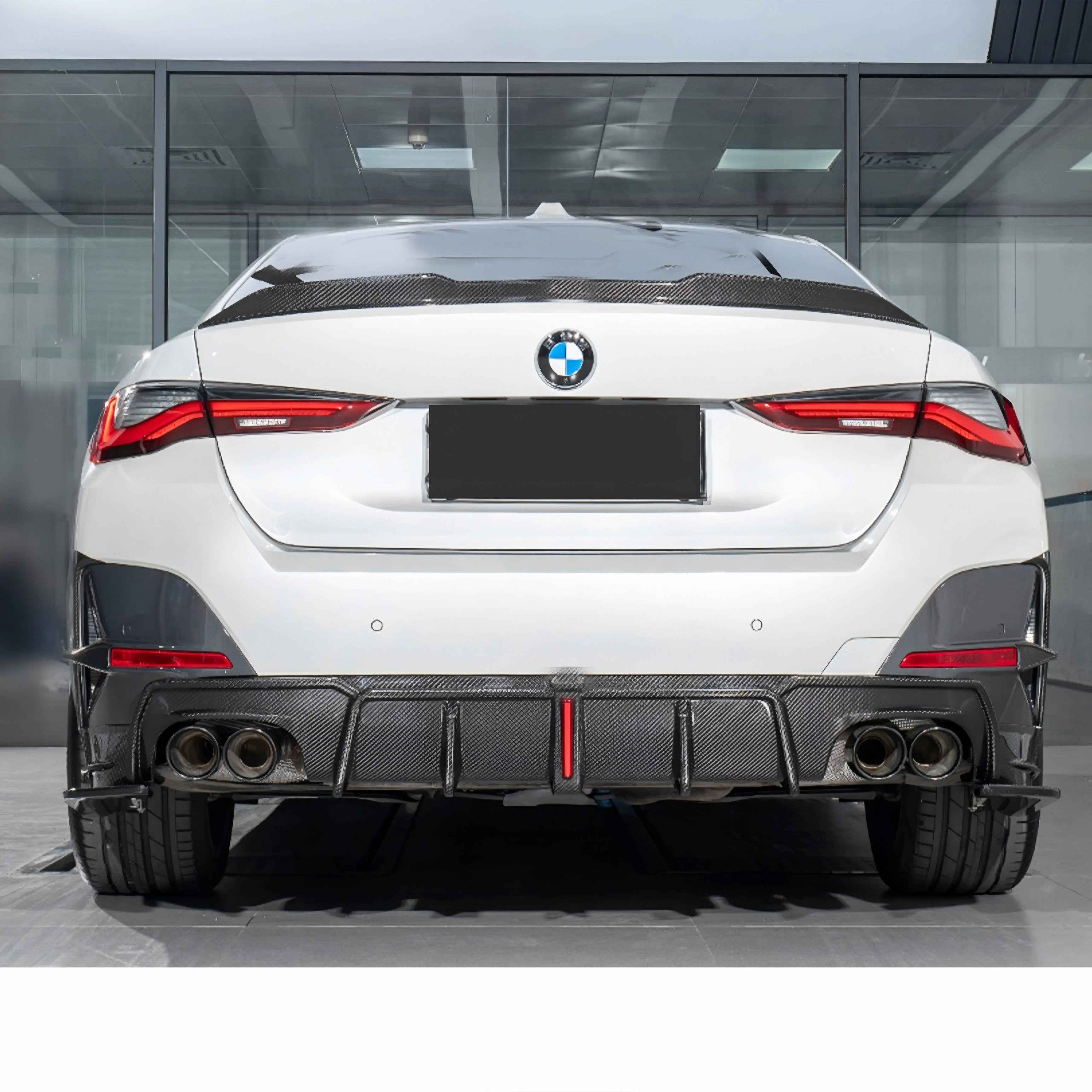 Rear Extractor Diffuser in Carbon Fiber - BMW 4 Series G26 Gran Coupè M440i 430i