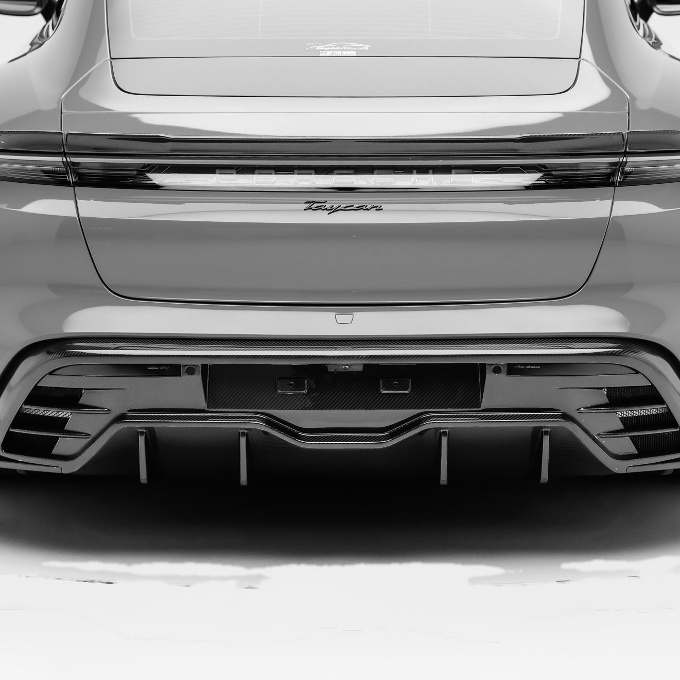 Rear Diffuser in Carbon Fiber for PORSCHE Taycan by RSI c6