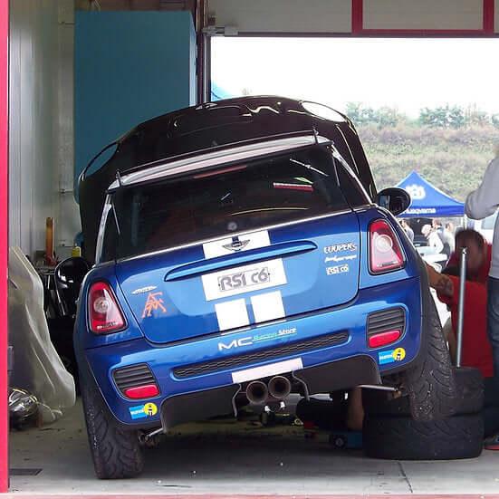 Rear Extractor in Carbon Fiber - MINI R50 / R52 / R53 / R56 / R57 / R58 / R59 - RSI c6