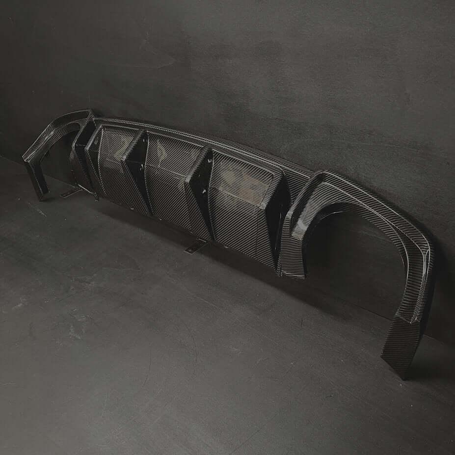 Rear Extractor in Carbon Fiber - AUDI TT / TTS / TT RS Pre FL 8S Mk3 - RSI c6