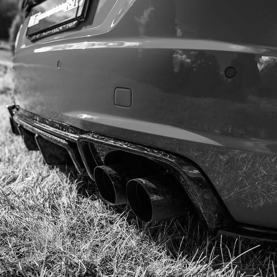 Rear Extractor in Forged Carbon Fiber - AUDI TT / TT S / TT RS Pre FL 8s mk3 - RSI c6