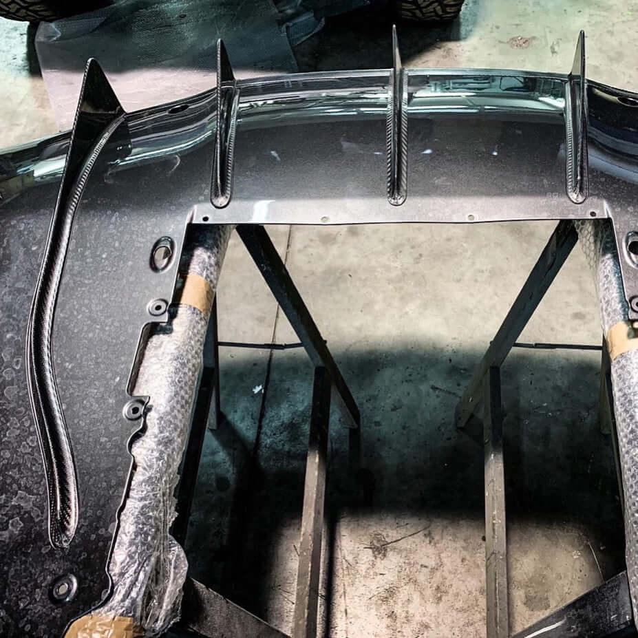 Rear Extractor Fins in Carbon Fiber - MCLAREN 720S - RSI c6