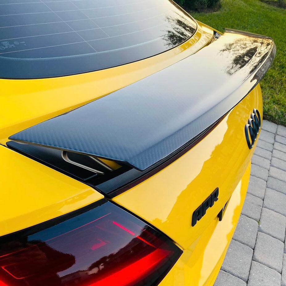 Rear Trunk OEM Spoiler in Carbon Fiber - AUDI TT / TTS / TT RS 8S Mk3 - RSI c6