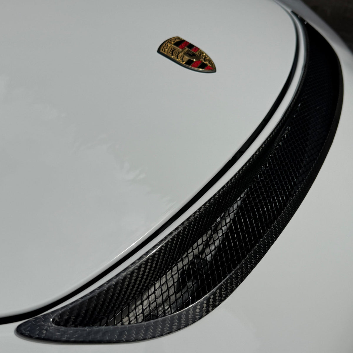 Smile Vent Kit in Carbon Fiber for PORSCHE 911 GT3 (997) by RSI c6