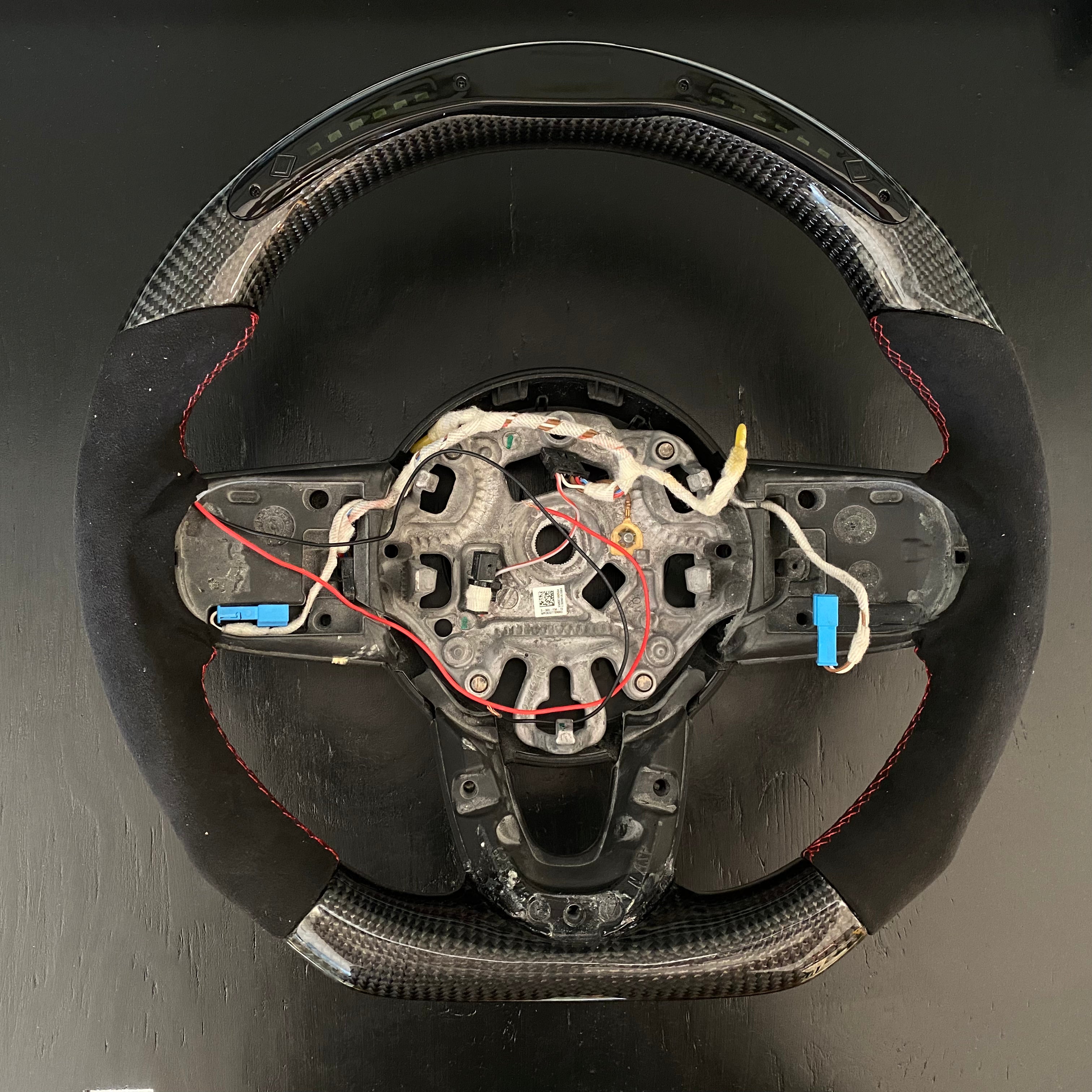 Steering Wheel Custom in Carbon Fiber/Forged Carbon - MINI F54 / F55 / F56 / F57 / F60 - RSI c6