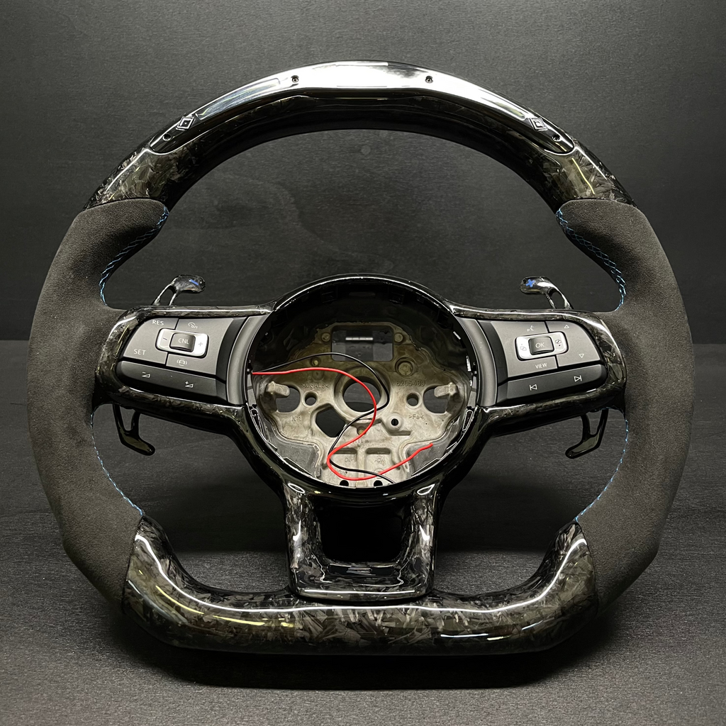 Steering Wheel Custom in Carbon Fiber or Forged Carbon - VW Golf Mk 7 / 7.5 - RSI c6