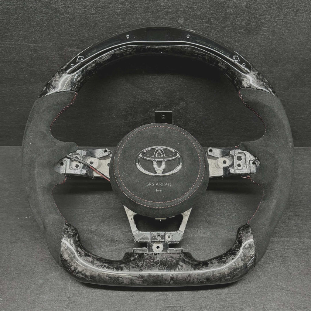 Steering Wheel Custom in Carbon Fiber/Forged Carbon - Toyota GR Yaris - RSI c6