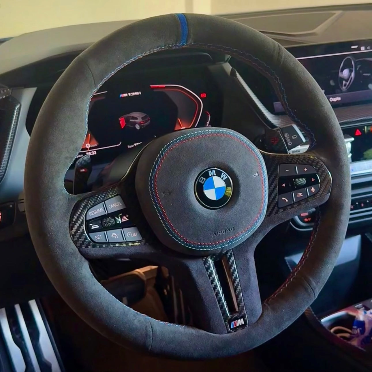 Steering Wheel Trims in Carbon Fiber for BMW M2 G87 / M3 G80 G81 / M4 G82 G83 by RSI c6