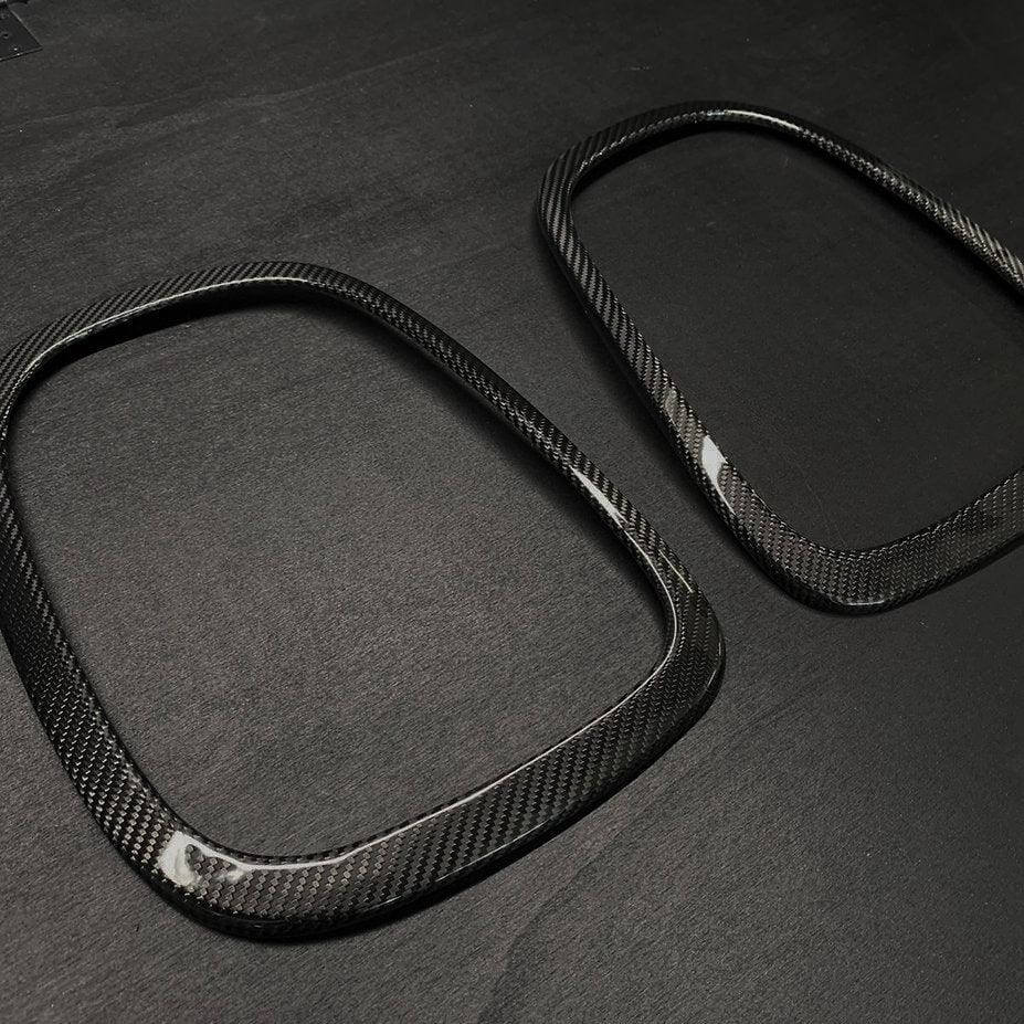 Tail Light Trim in Carbon Fiber - MINI F55 / F56 / F57 / GP3 - RSI c6