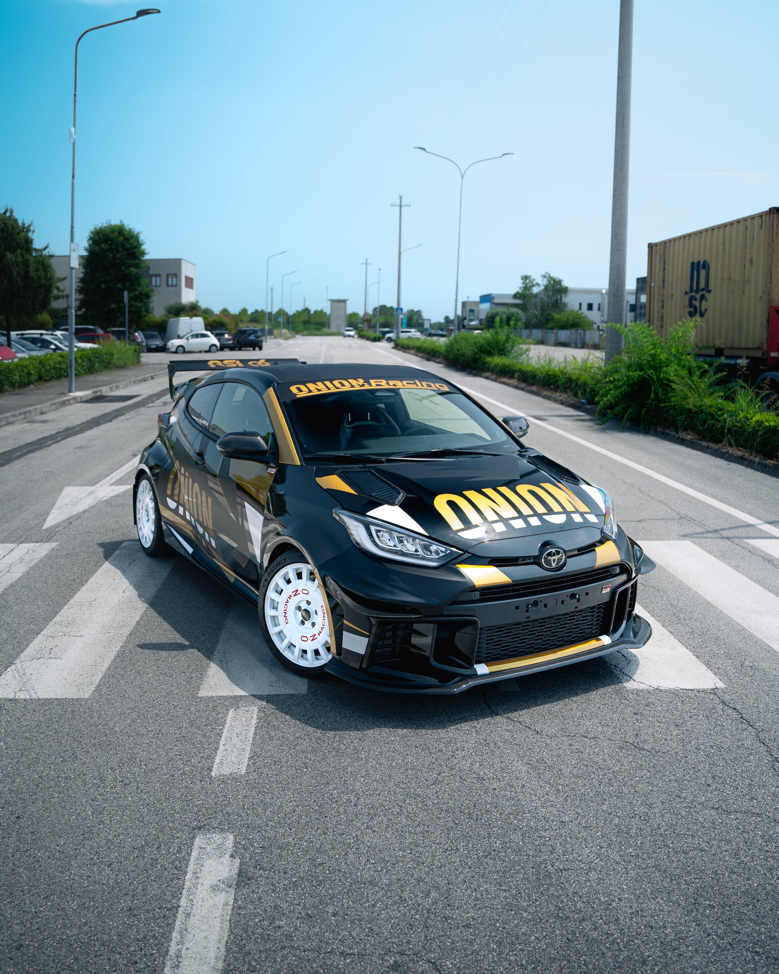 Toyota GR Yaris MK2 in full carbon fiber body kit by RSI c6 – side/front view
