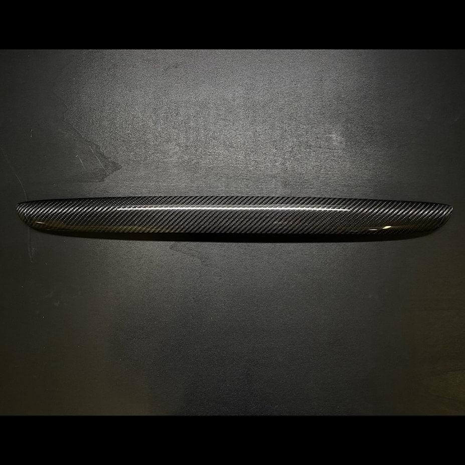 Trunk Handle in Carbon Fiber - MINI R56 / R57 / R58 / R59 - RSI c6