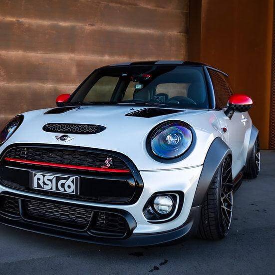 Wide Arches in Pre-preg Carbon Fiber - MINI F56 / F57 / GP3 - RSI c6