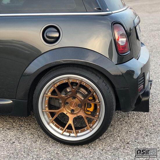 Wide Arches in Carbon Fiber - MINI R55 / R56 / R57 / R58 / R59 - RSI c6