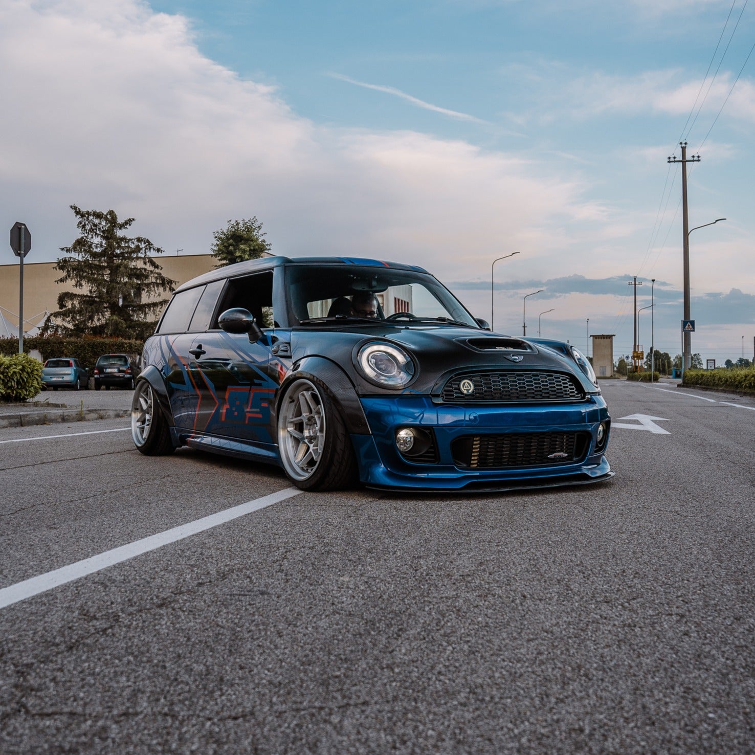 Wide mini r55 with carbon fiber parts by RSI c6